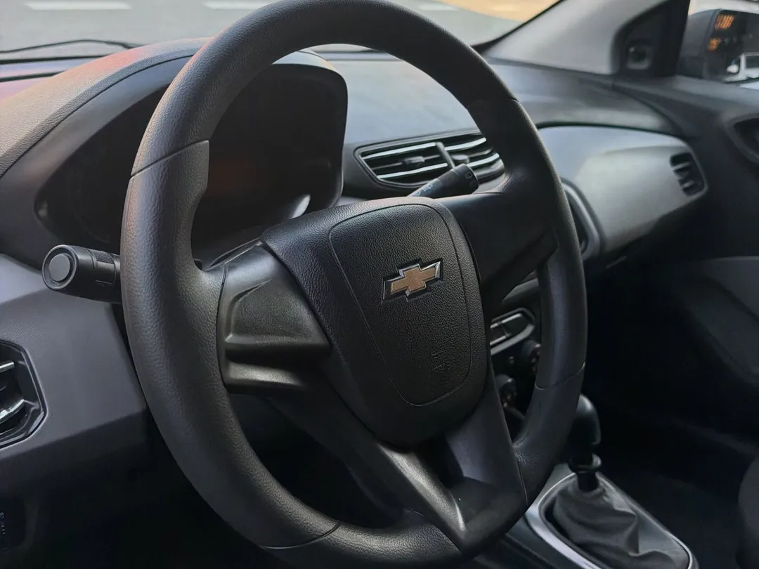 Chevrolet Onix 2018, foto 8 de 8