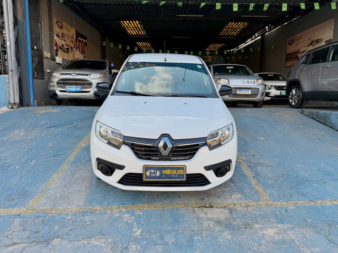 Renault Logan 2022, foto 5 de 8